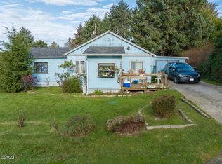 1040 SW Seabrook Ln, Waldport, OR 97394