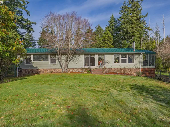 87833 Dew Valley Ln, Bandon, OR 97411