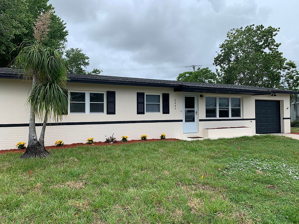1st image of 2045 Barkley Ave