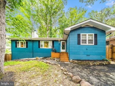 26 Shore Ln, Harpers Ferry, WV, 25425