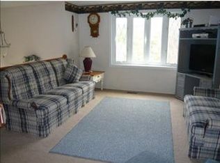 58 Rolling Rd, Cranberry Twp, PA 16066