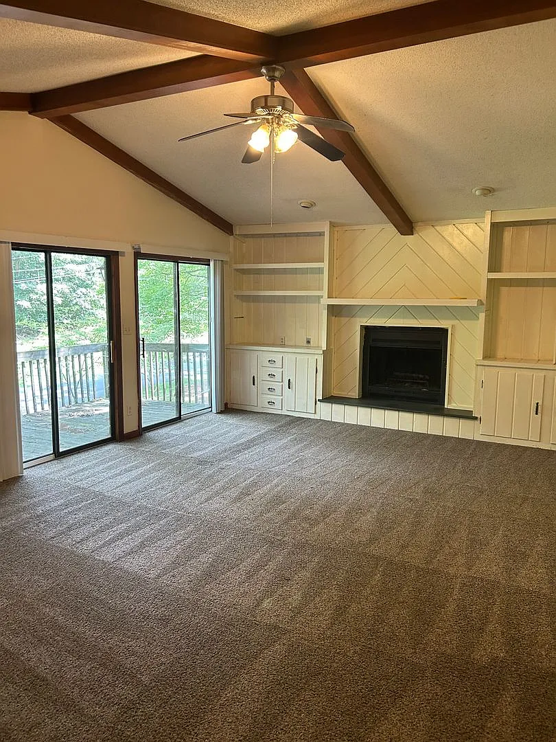 602 Aspen Place — Photo 3