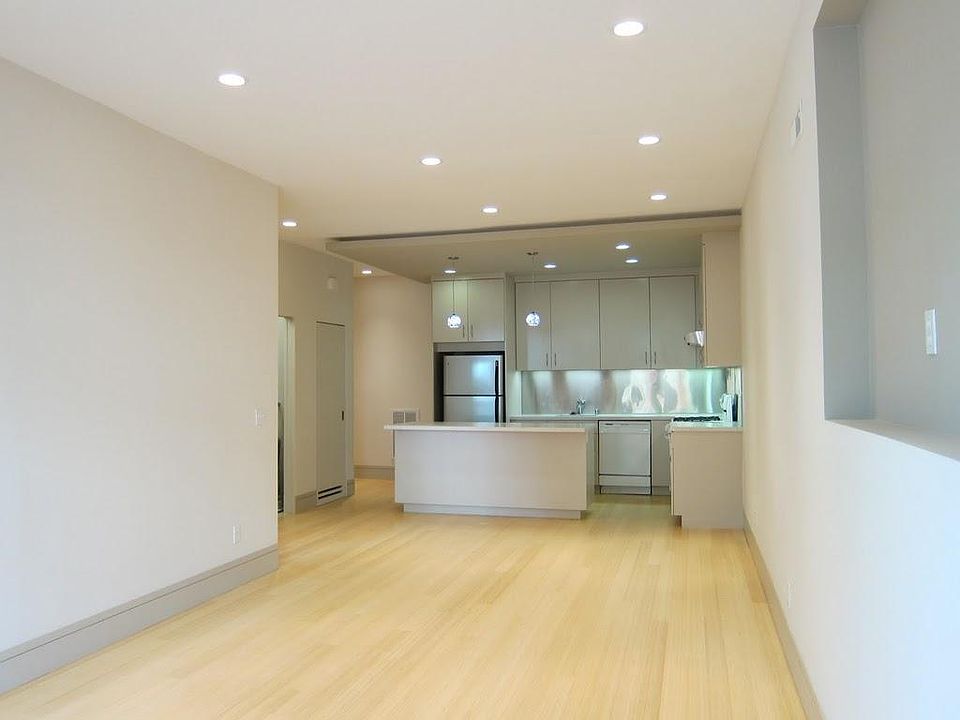 2nd image of 3352 21st St #A