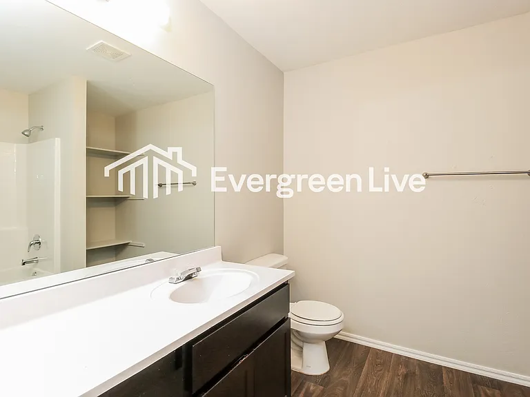 8564 SW 44th Ter — Photo 12