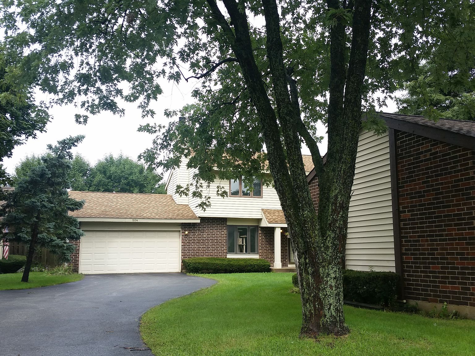 204 Plum Grove Rd, Roselle, IL 60172 Zillow
