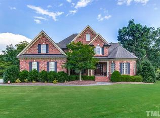 28 Wild Wing Ct, Clayton, NC 27520