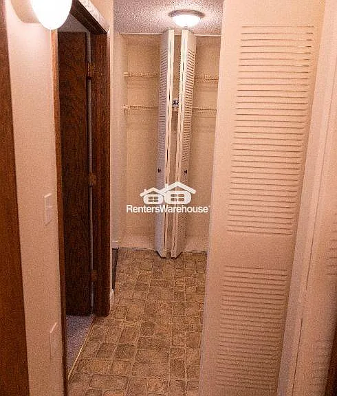 6615 Lake Shore Dr S #115 — Photo 21