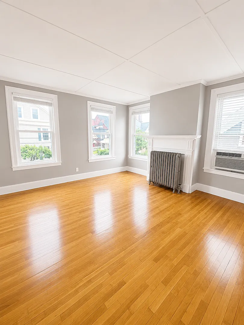 19 South State Street, Concord NH — Photo 1