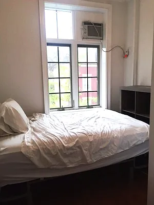 Rented by Merchants Properties, Inc. | media 28