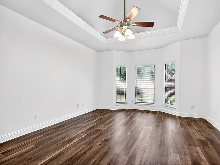 9861 Chamber Hall Dr — Photo 13
