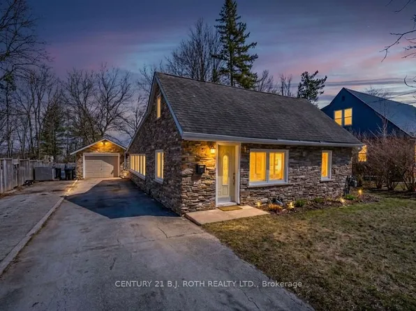 45 Grove St W, Barrie, ON L4N 1M6