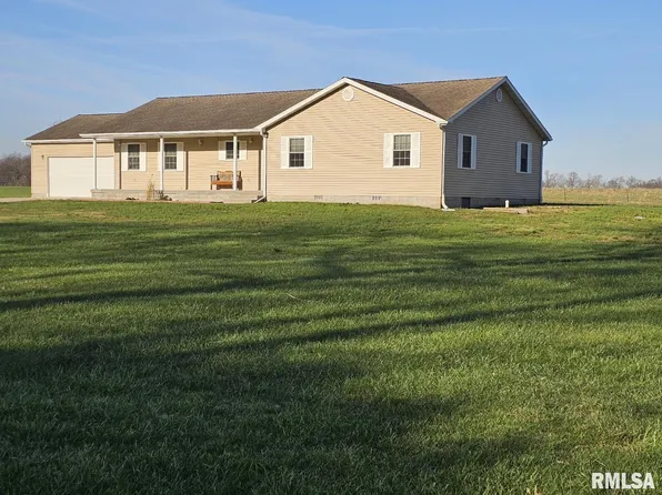 10457 N Puckett Ln, Mount Vernon, IL 62864