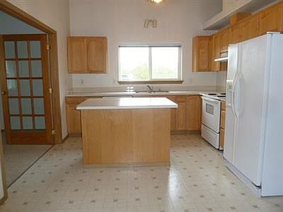 4th image of 6425 57th Ave SE