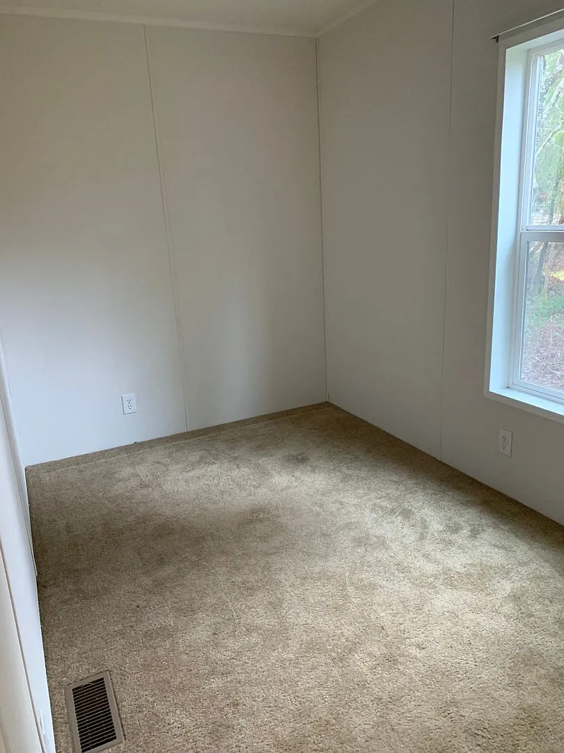Quiet Location, 2 Bedroom — Photo 3