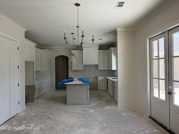 4th image of 503 Fusion St