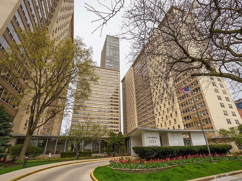 1st image of 3950 N Lake Shore Dr APT 507B