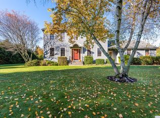 9 James Ln, Kinderhook, NY 12106