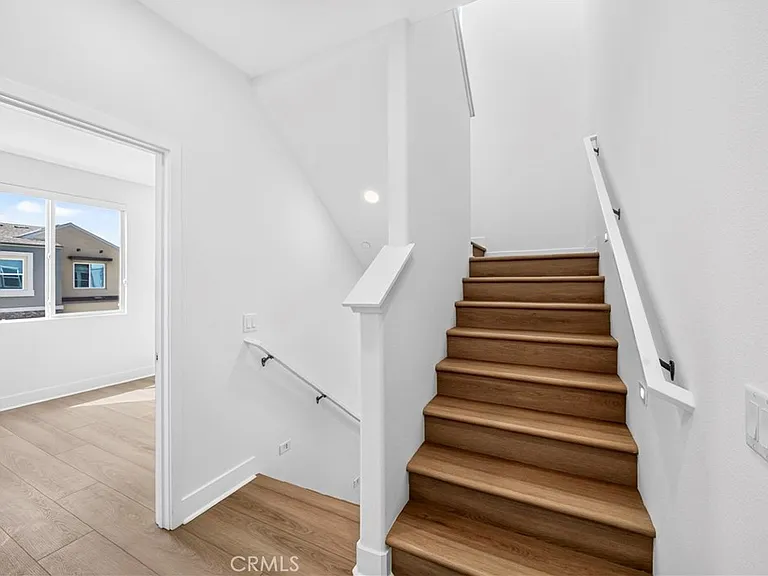 1041 Citrus Ave — Photo 24