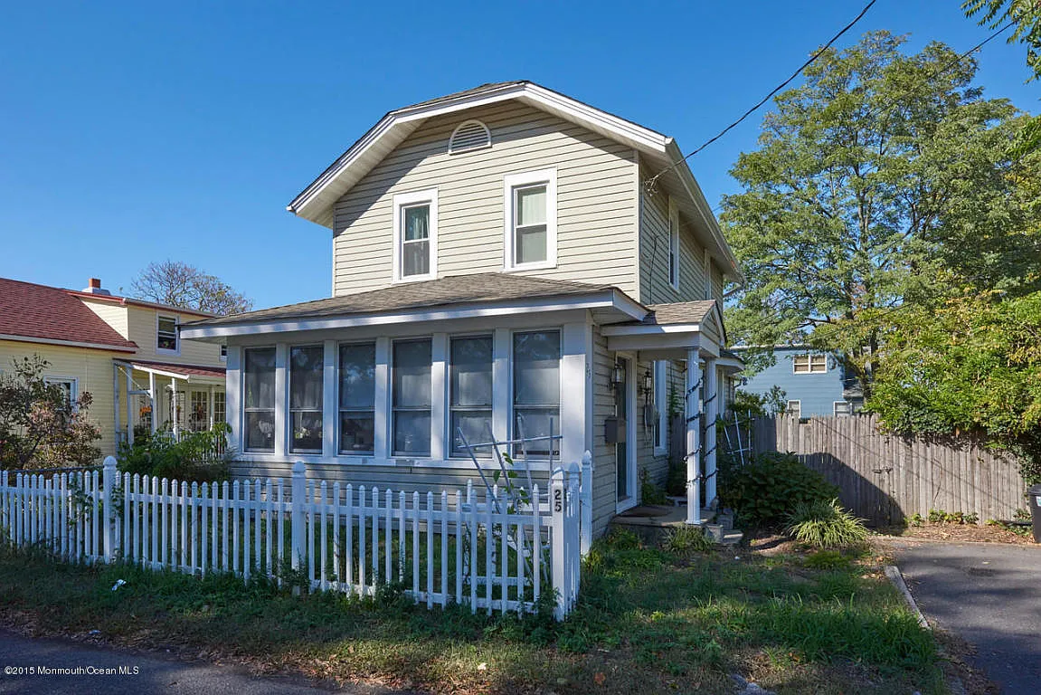 25 Moran Pl photo 1