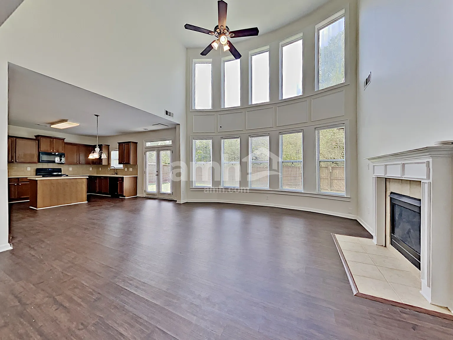 5 bed, 3.0 bath, 3106 sqft, $2,750 — Photo 3