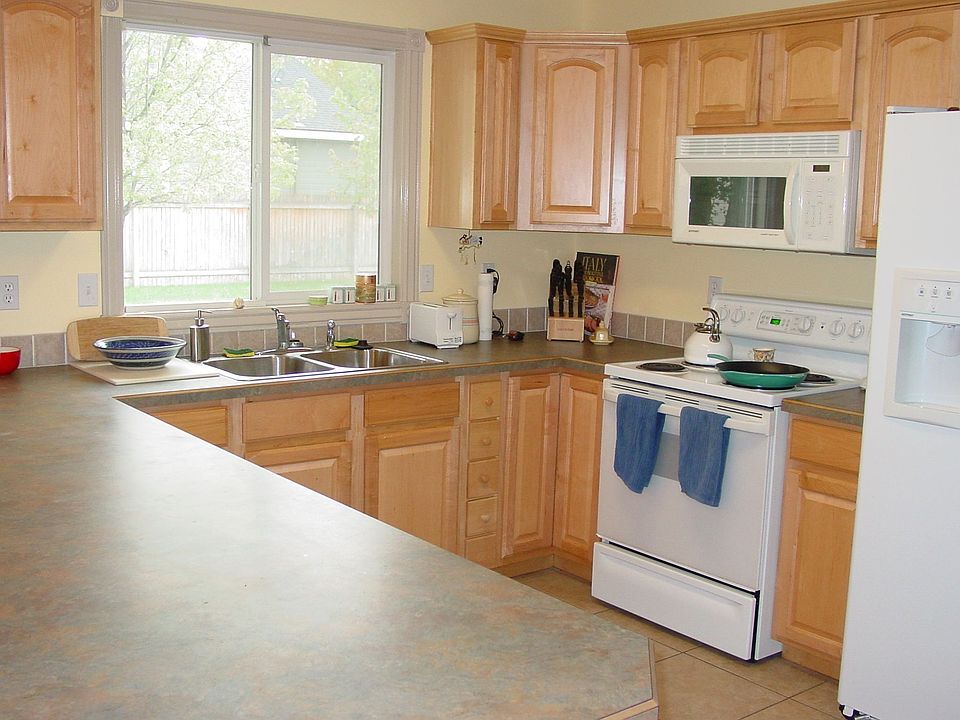 2nd image of 2307 N 31st St