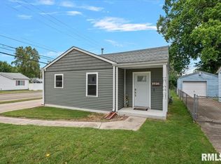 1936 N 21st St, Springfield, IL 62702