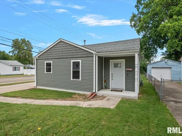 1936 N 21st St, Springfield, IL 62702