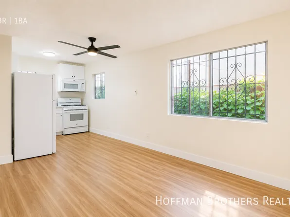 8104 S Main St, Los Angeles, CA 90003