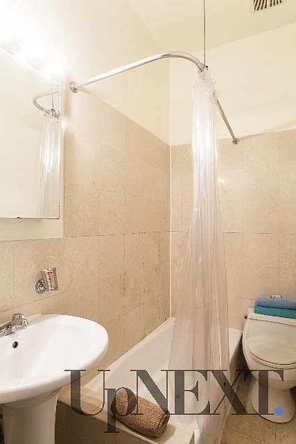 1st image of 238 Madison Ave Frnt 2