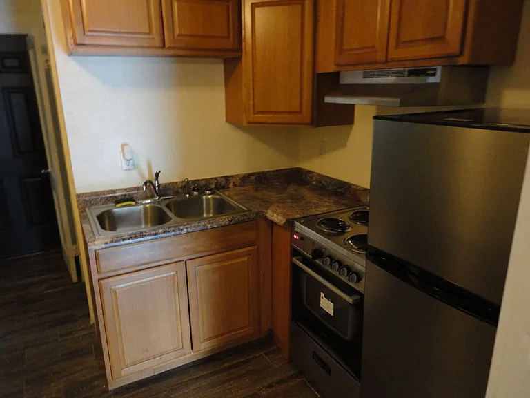 1315 NE 3rd Ave — Photo 5