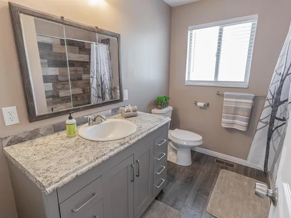 130 S 300 E, Fairview, UT 84629