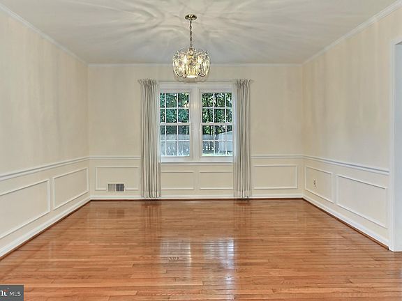 4th image of 4911 King David Blvd
