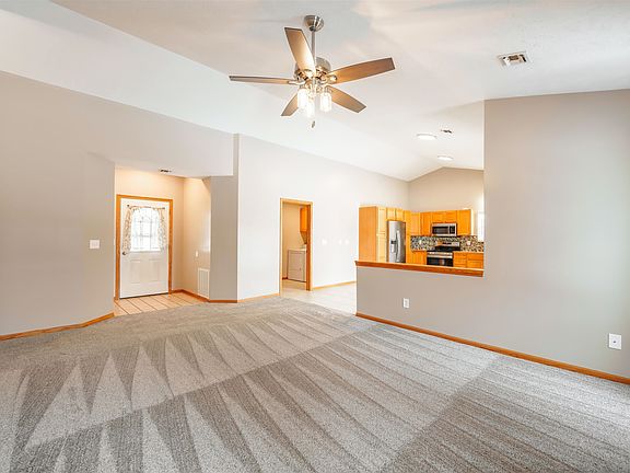 5th image of 1614 E Republic Ave