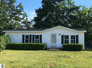 308 Division St, Kalkaska, MI 49646