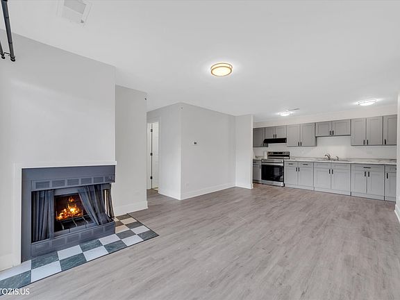 5th image of 1955 N Hicks Rd APT 105
