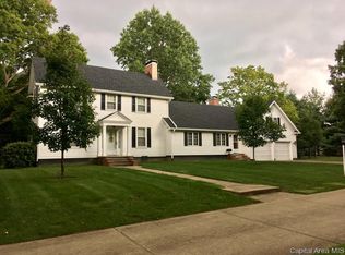 2000 E Hazel Dell Rd, Springfield, IL 62703