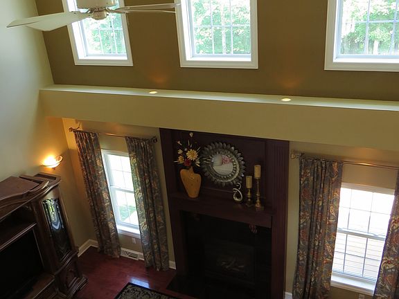 2 STORY FAMILY ROOM