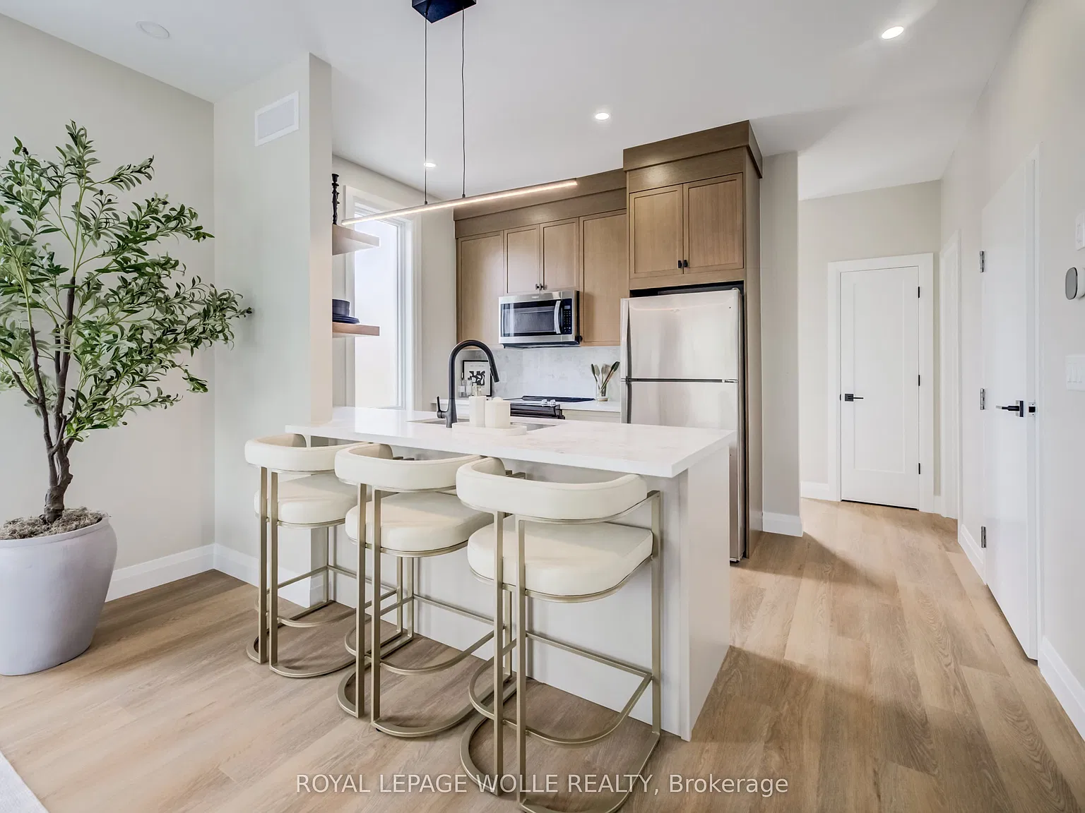 2 bed, $2,625 — Photo 4