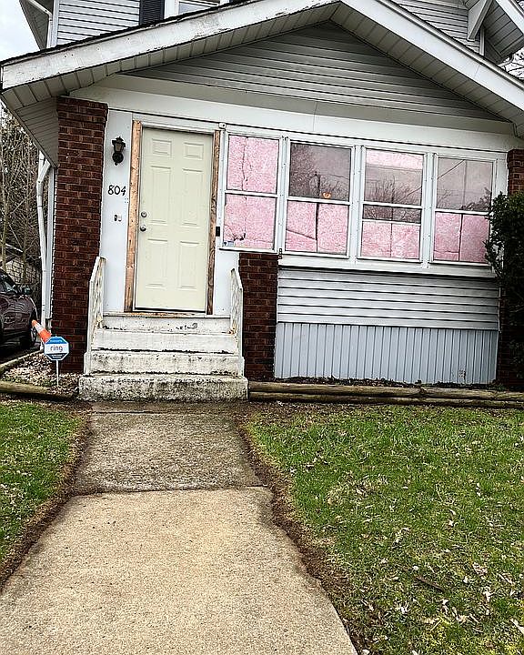 1st image of 804 Crouse St