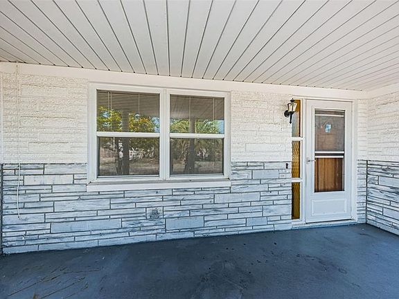 5th image of 4830 Mirage Ave
