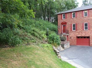 9195 Collington Sq, Allison Park, PA 15101