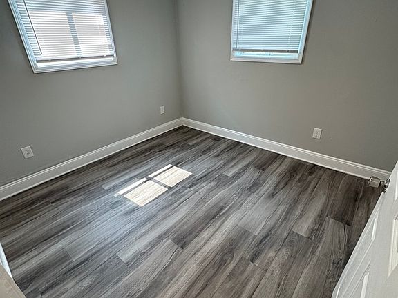 5th image of 2100 Phaup St