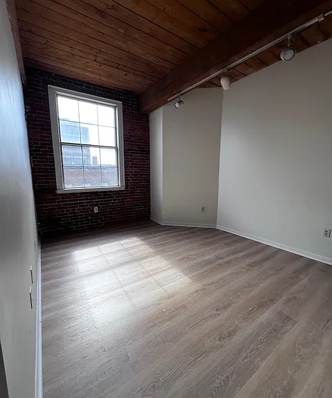 21 Wingate St #503 — Photo 4