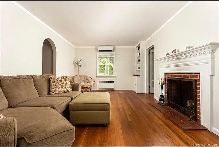 28 Brooklawn Ave — Photo 3