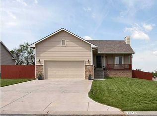 2513 S Prescott Cir, Wichita, KS 67215
