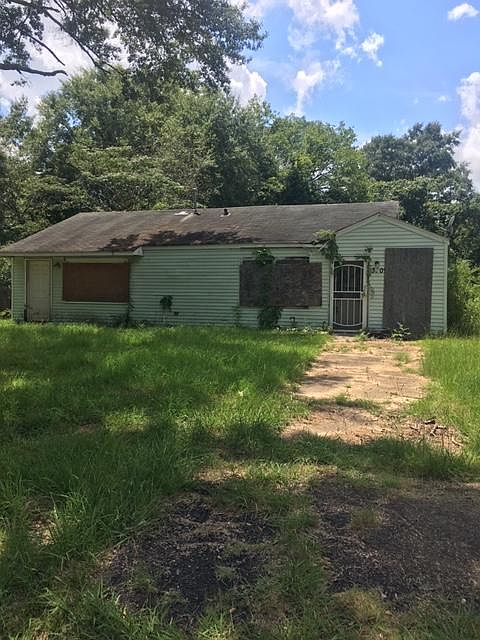 2nd image of 3909 Garland Ave