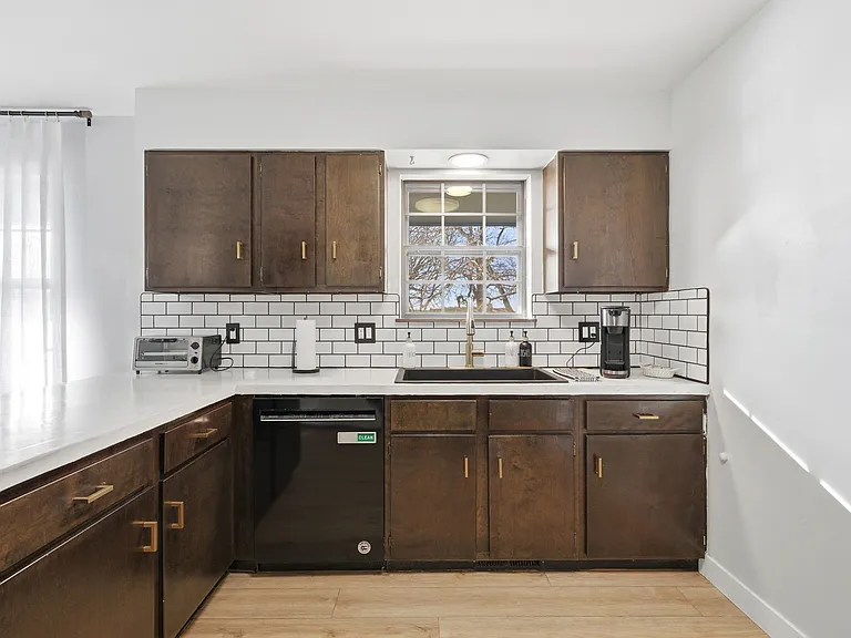 3116 Arbor Dr — Photo 9