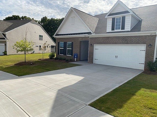 2nd image of 160 Somerset Ln #40