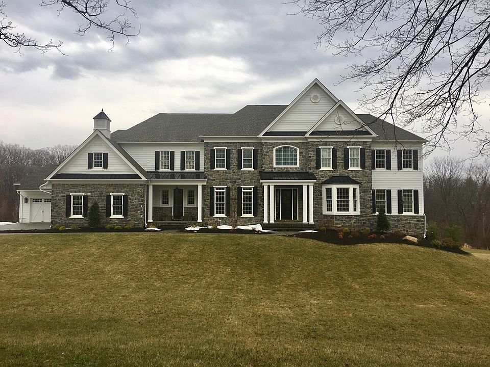 2nd image of 3914 White Stone Rd