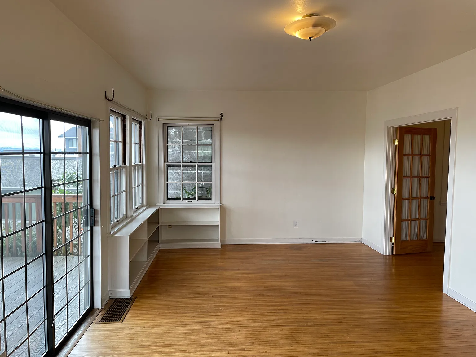 2 bed, 1200 sqft, $1,795 — Photo 3